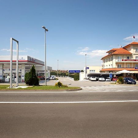Hotel Knezevina Vranić Buitenkant foto
